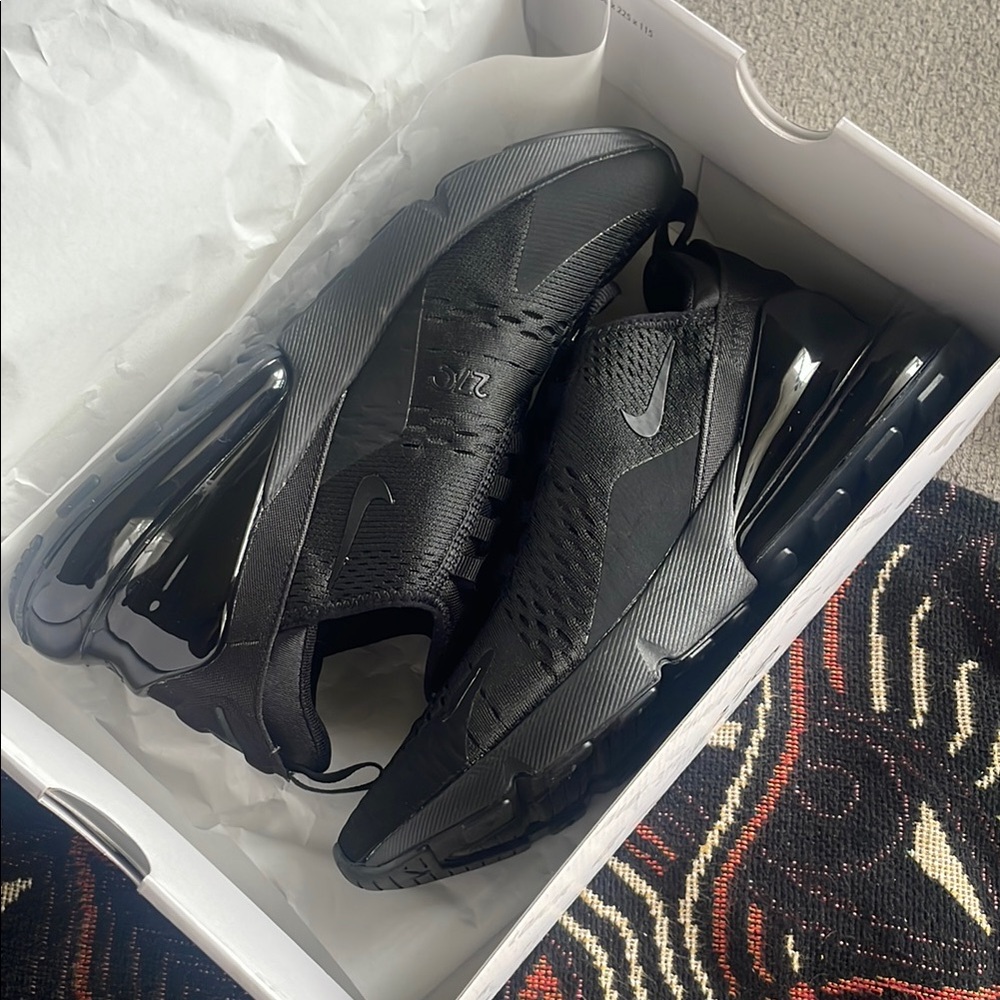 Nike Black Sneakers